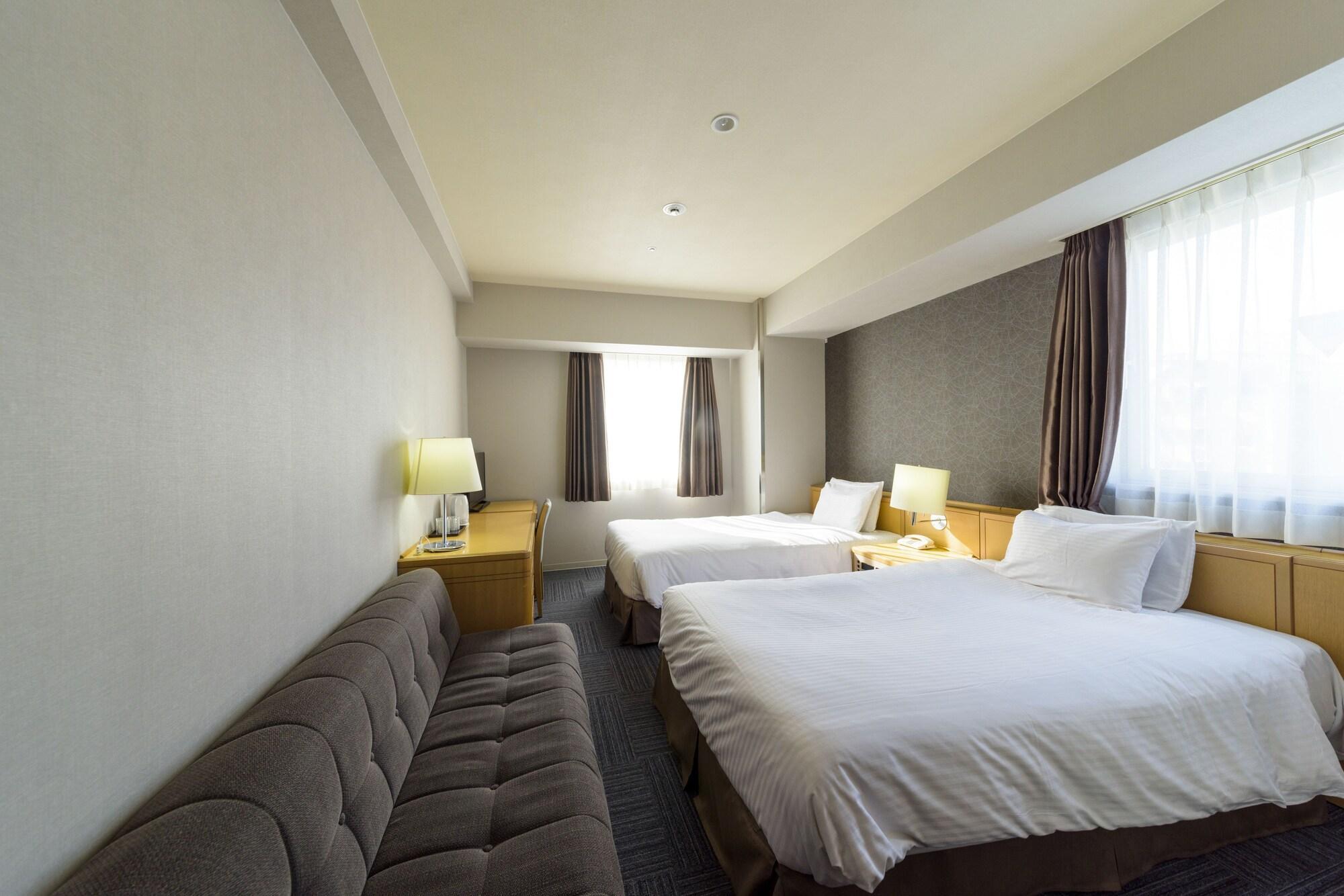 Surestay Plus Hotel By Best Western Shin-Osaka Exterior foto